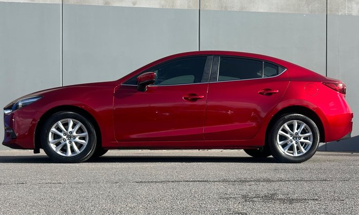 2018 Mazda 3 Maxx Sport