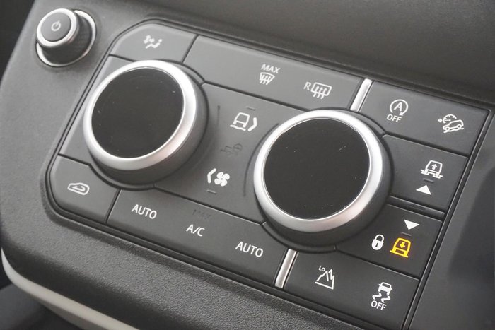 2023 Land Rover Defender 110 P300