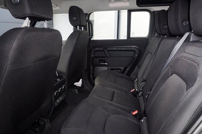 2023 Land Rover Defender 110 P300
