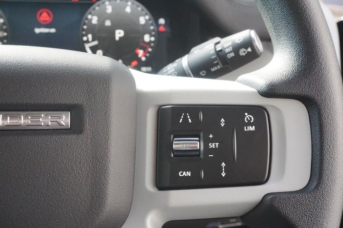 2023 Land Rover Defender 110 P300