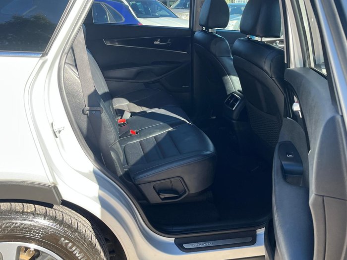 2017 Kia Sorento SLi