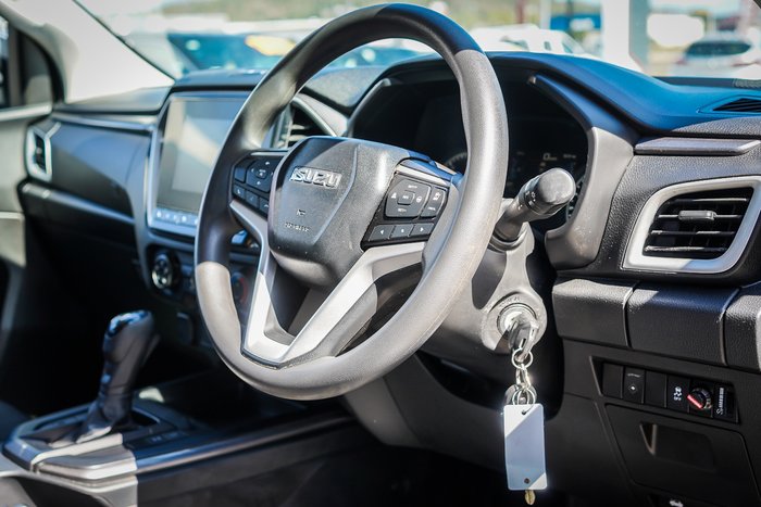2021 Isuzu D-MAX LS-M