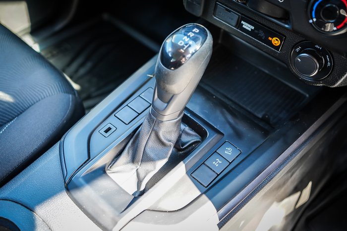 2021 Isuzu D-MAX LS-M