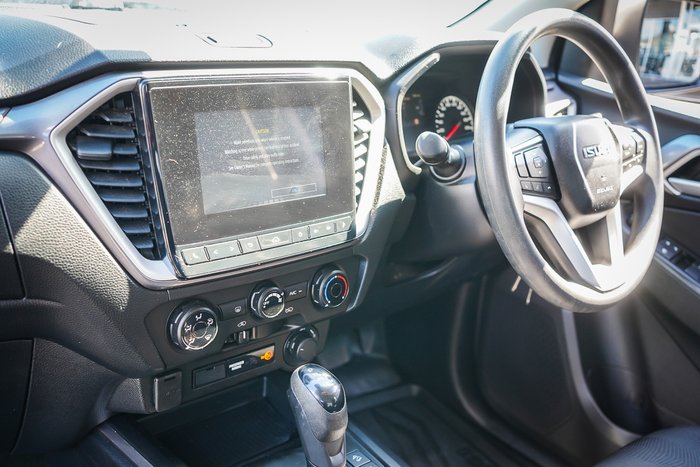 2021 Isuzu D-MAX LS-M