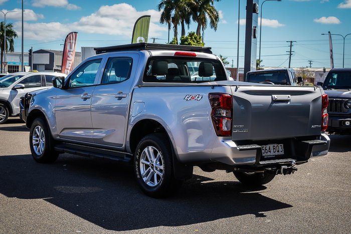2021 Isuzu D-MAX LS-M