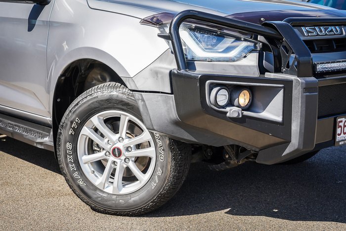 2021 Isuzu D-MAX LS-M