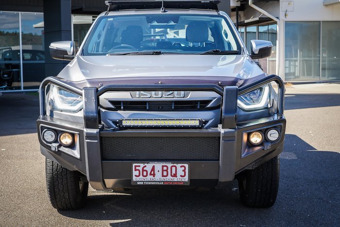 2021 Isuzu D-MAX LS-M