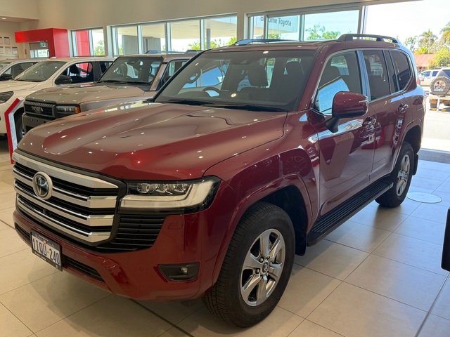 2024 Toyota LANDCRUISER LC300 3.3L V6 DSL VX 7 Seats