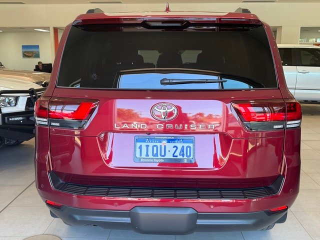 2024 Toyota LANDCRUISER LC300 3.3L V6 DSL VX 7 Seats