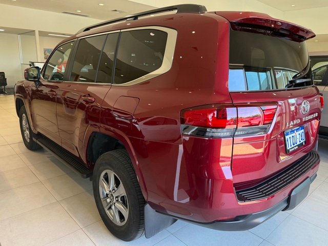2024 Toyota LANDCRUISER LC300 3.3L V6 DSL VX 7 Seats
