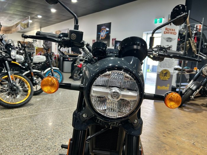 2025 Royal Enfield SHOTGUN 650 WHITE