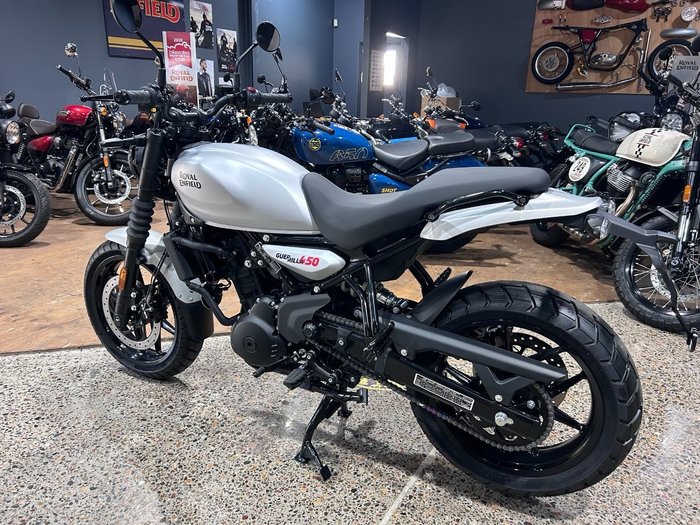 2025 Royal Enfield GUERILLA 450 SILVER