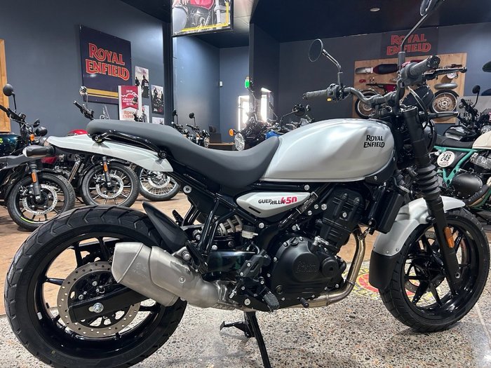 2025 Royal Enfield GUERILLA 450 SILVER