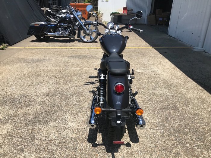 2025 Royal Enfield SUPER METEOR 650 Black