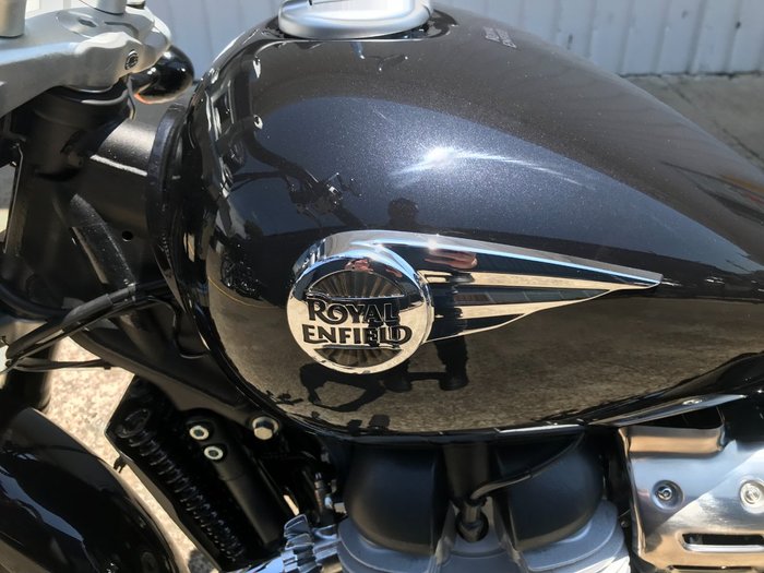2025 Royal Enfield SUPER METEOR 650 Black