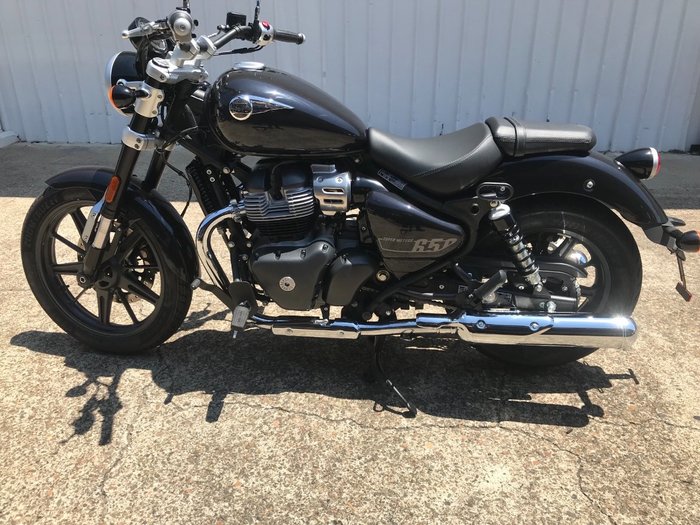 2025 Royal Enfield SUPER METEOR 650 Black