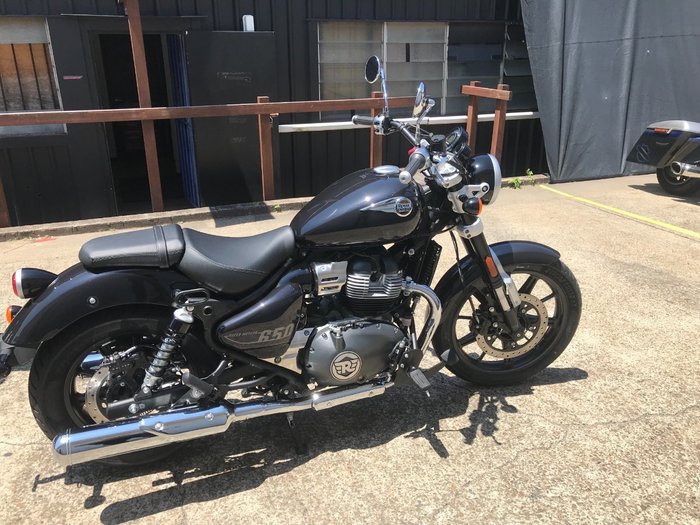 2025 Royal Enfield SUPER METEOR 650 Black