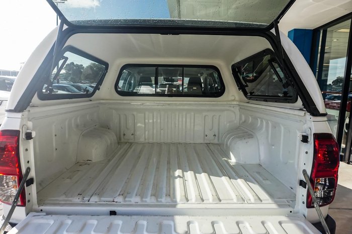 2022 Toyota Hilux SR