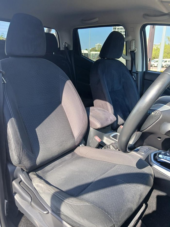 2019 Nissan Navara ST-X