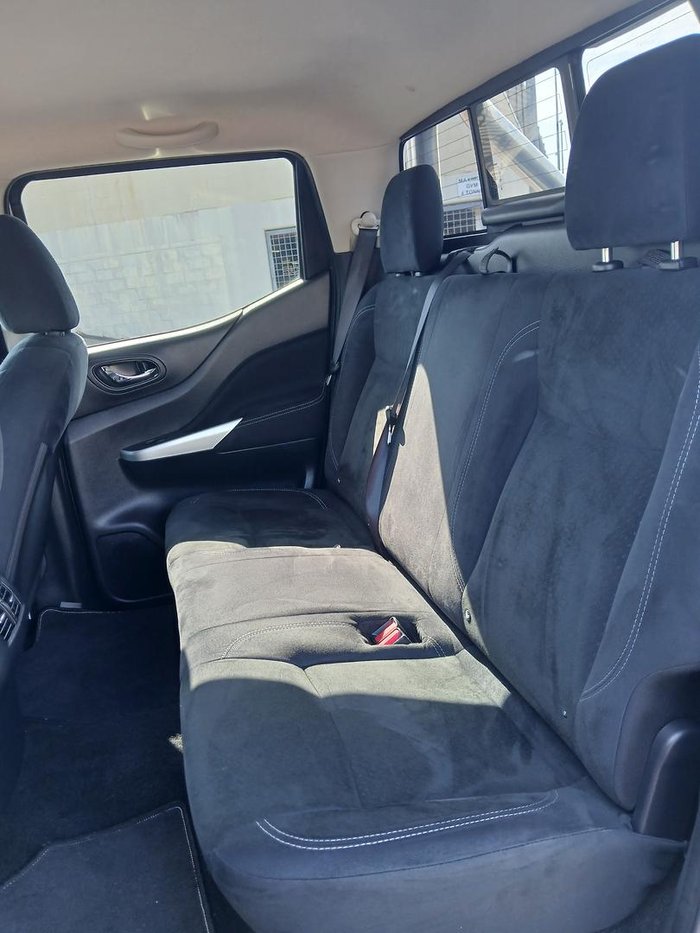 2019 Nissan Navara ST-X