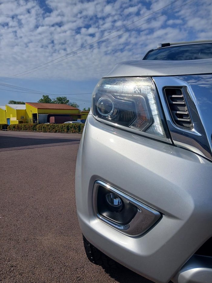 2019 Nissan Navara ST-X