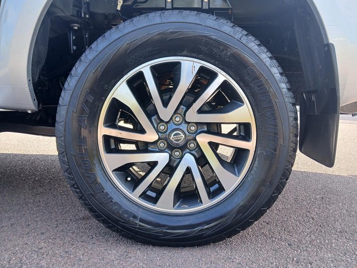 2019 Nissan Navara ST-X