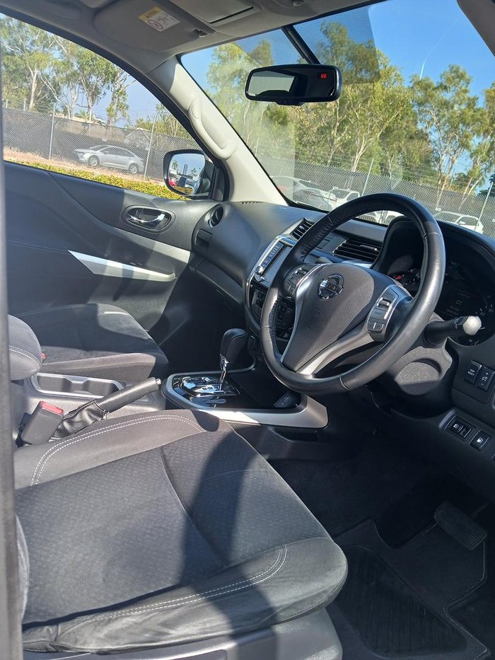 2019 Nissan Navara ST-X