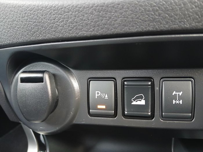 2019 Nissan Navara ST-X