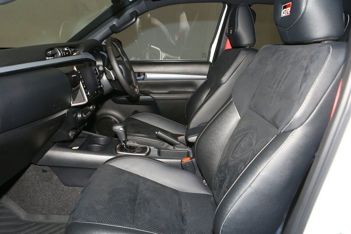 2024 Toyota Hilux GR Sport