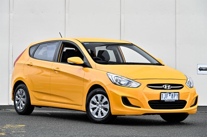 2016 Hyundai Accent Active