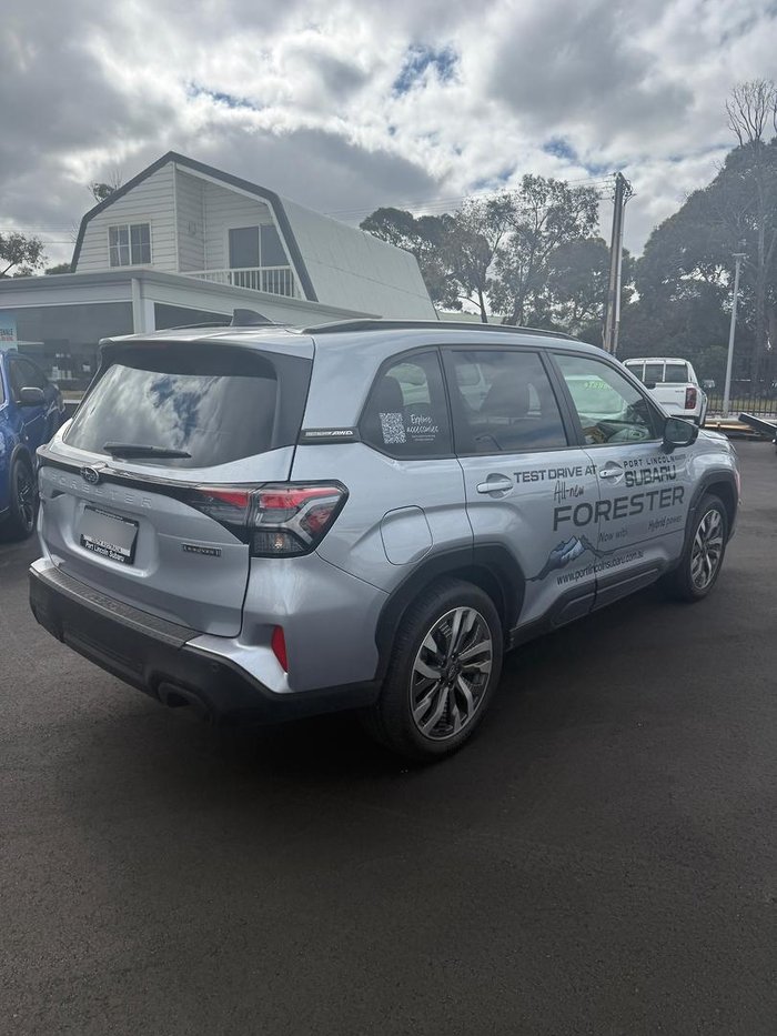 2025 Subaru Forester Hybrid Touring
