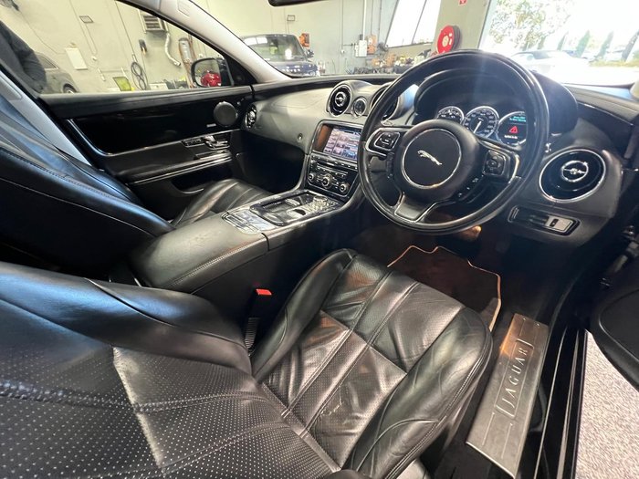 2013 Jaguar XJ Premium Luxury X351 MY13 Black Amethyst