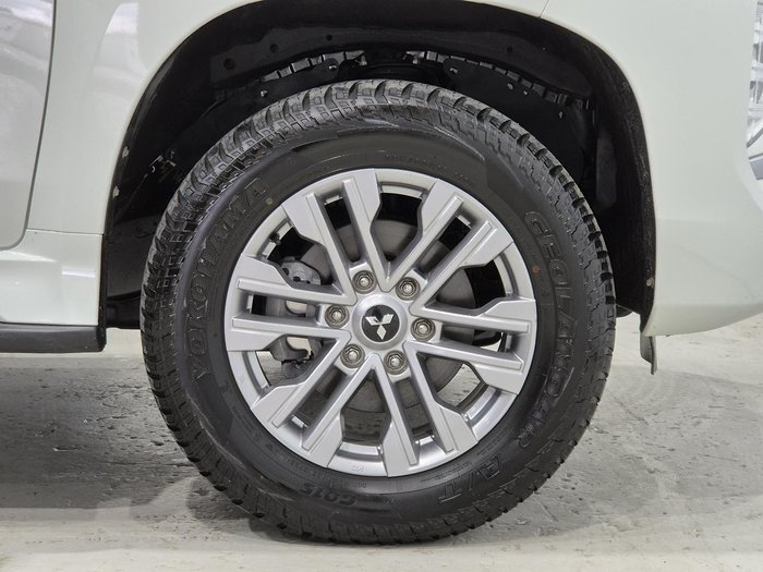 2021 Mitsubishi Pajero Sport GLX QF MY21 4X4 Dual Range White