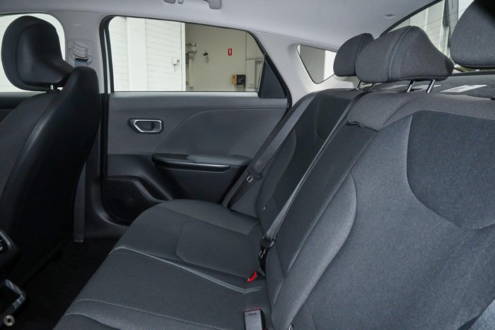 2025 Kia K4 S