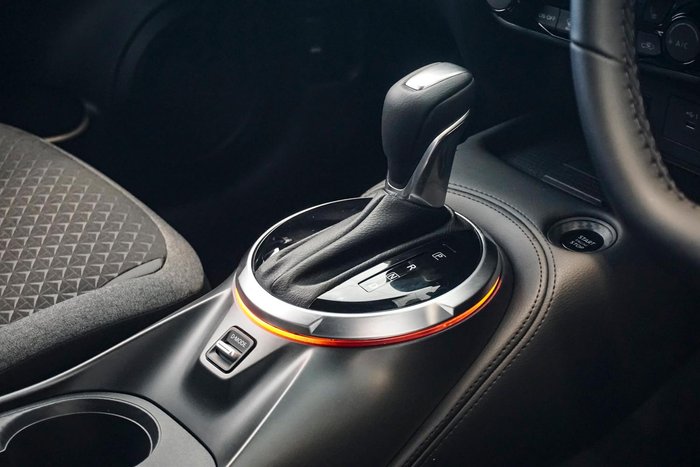 2025 Nissan JUKE ST-L