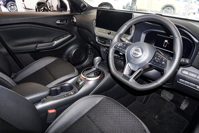 2025 Nissan JUKE ST-L