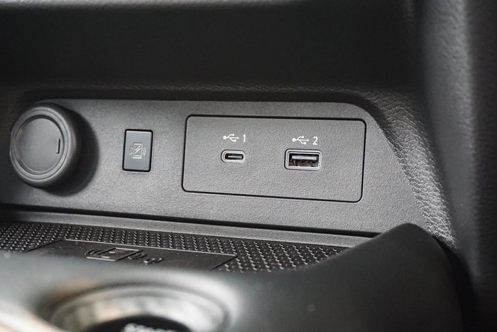 2025 Nissan JUKE ST-L