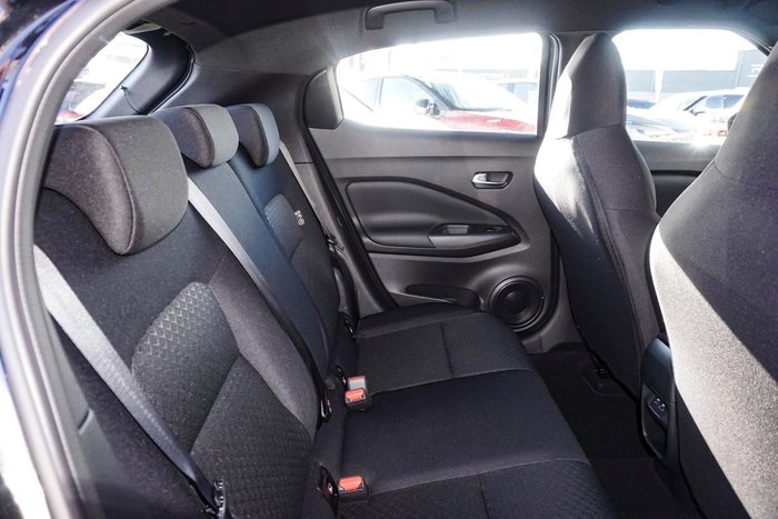 2025 Nissan JUKE ST+