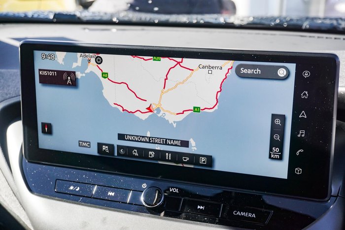 2025 Nissan JUKE ST+