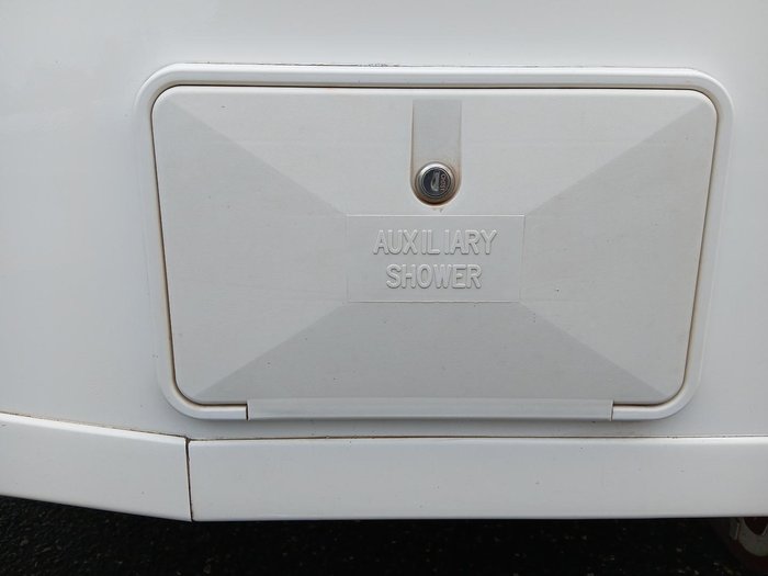 2021 Winnebago Iluka