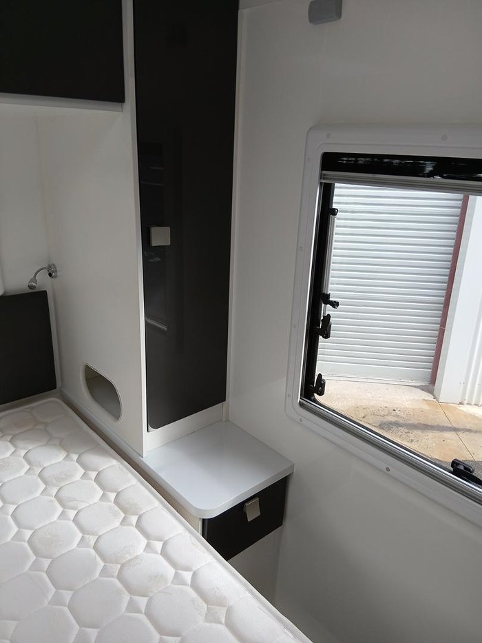 2021 Winnebago Iluka