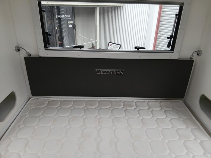 2021 Winnebago Iluka