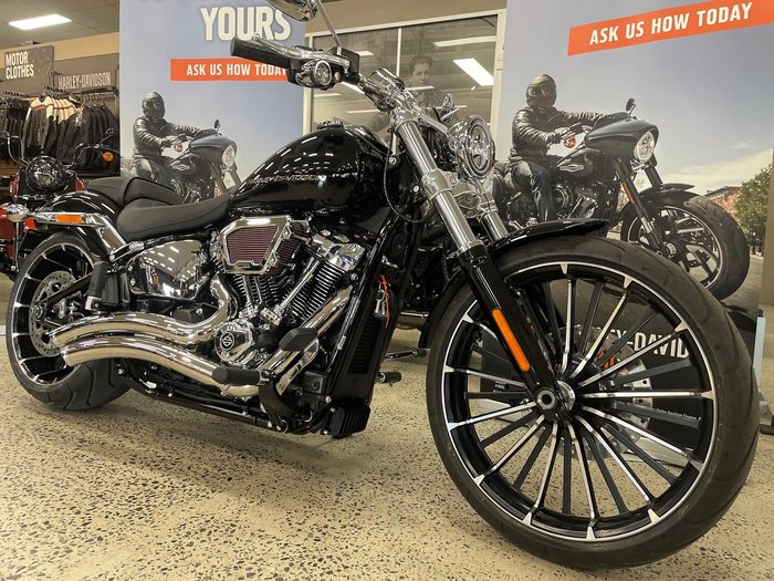 2025 Harley-Davidson Breakout 117 (FXBR) Softail Black