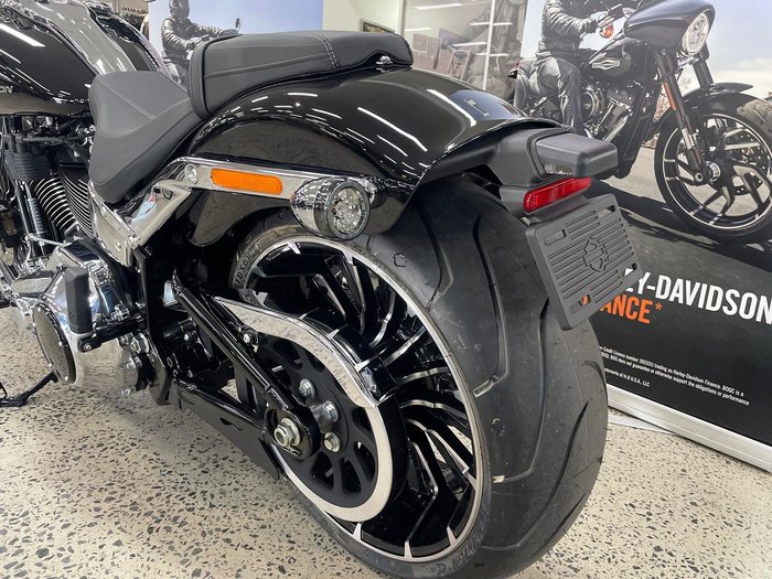 2025 Harley-Davidson Breakout 117 (FXBR) Softail Black