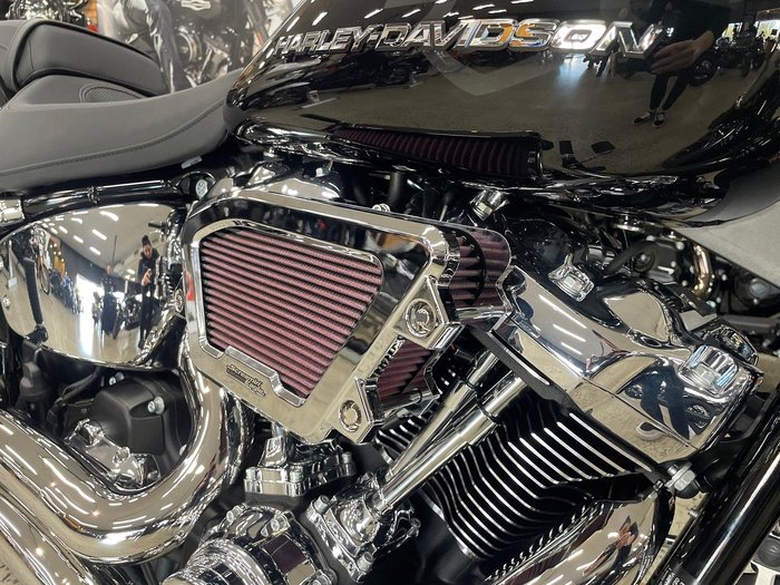 2025 Harley-Davidson Breakout 117 (FXBR) Softail Black