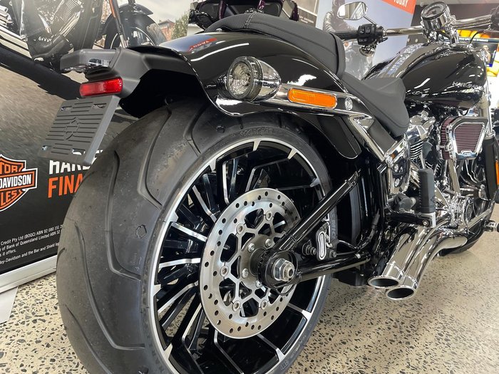 2025 Harley-Davidson Breakout 117 (FXBR) Softail Black