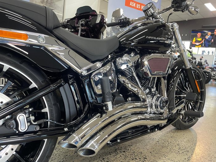 2025 Harley-Davidson Breakout 117 (FXBR) Softail Black