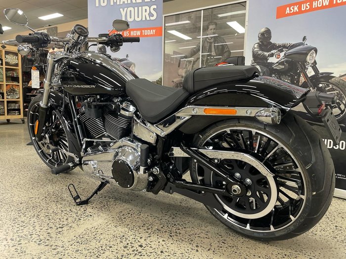2025 Harley-Davidson Breakout 117 (FXBR) Softail Black