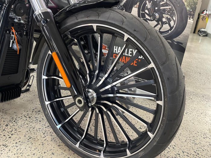 2025 Harley-Davidson Breakout 117 (FXBR) Softail Black