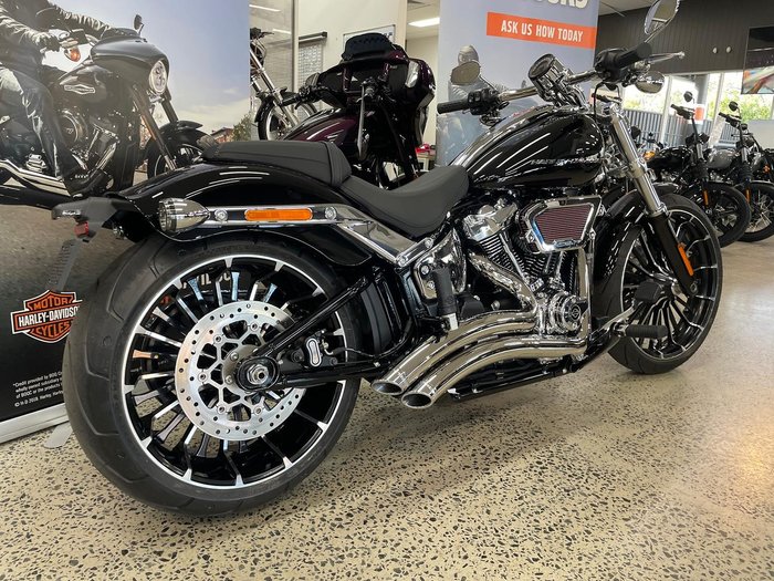 2025 Harley-Davidson Breakout 117 (FXBR) Softail Black